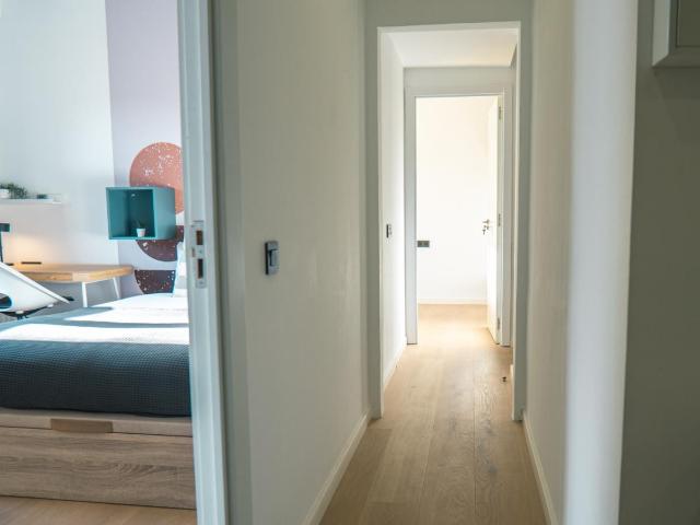 Cosy double bedroom in a shared flat close to Las Ramblas