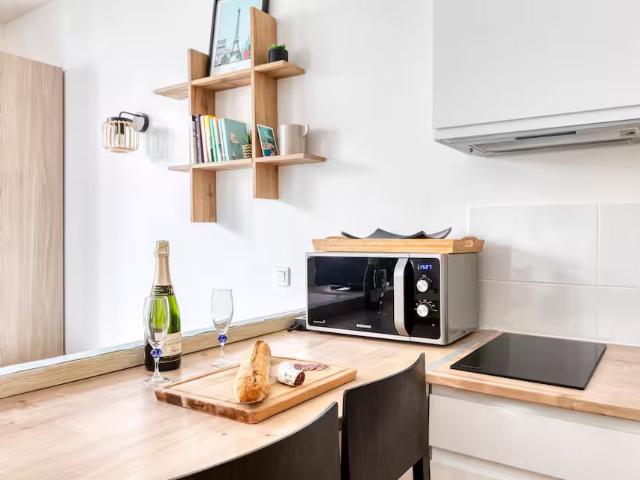 Cosy flat next to Eiffel Tower