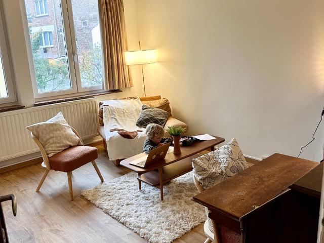 Cosy room in a renovated apartment