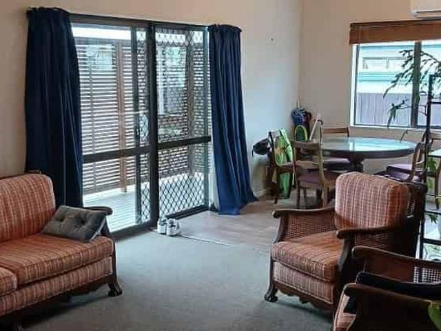 Cosy, Sunny & Private Retreat