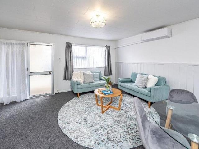 Cosy two bedroom unit