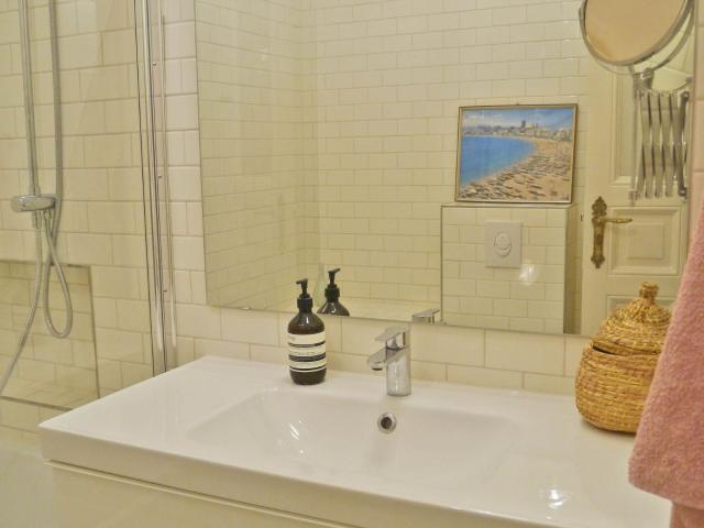 cosy 2 room apartment near rosenthaler platz