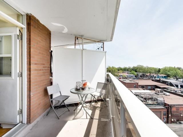 Cosburn Apartments 2 Bedroom Apartment for Rent at 101 Cosburn Ave, Toronto, ON M4K 2G3 Broadview North