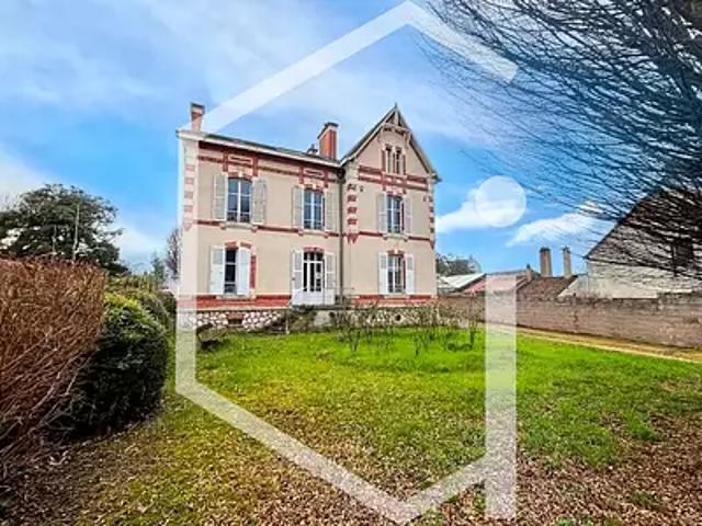 Cosne Cours sur Loire 58200 Achat / Vente maison 18 pièces t18