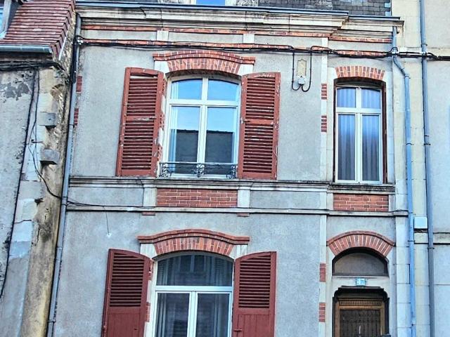 Cosne Cours sur Loire Vente Immeuble 58
