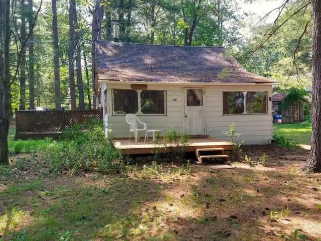 Cottage Nice Location Needs TLC