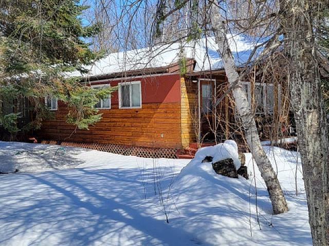 Cottage At Hillside Beach