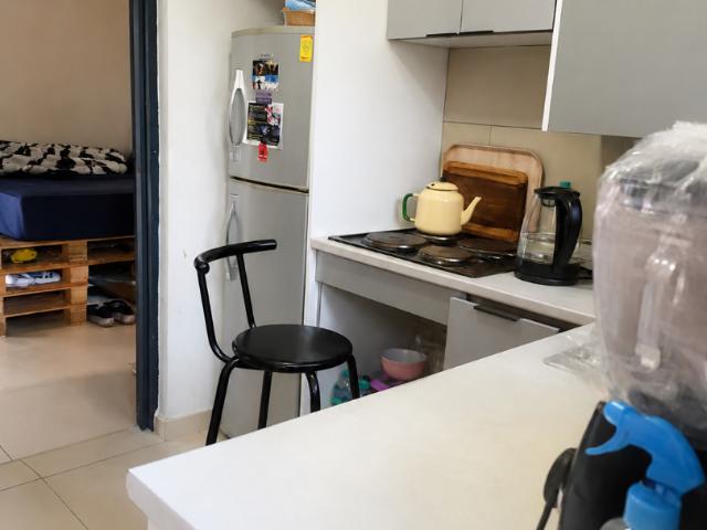 Cottage Available In Lombardy East Next To Taxi Route