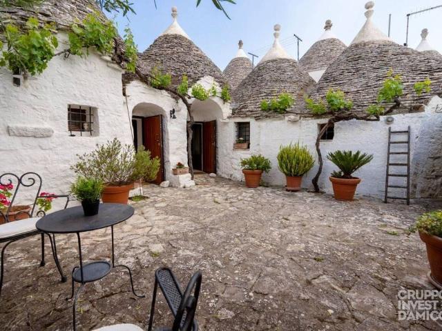 Cottage di lusso in vendita Contrada da Ritunno, Locorotondo, Bari, Puglia