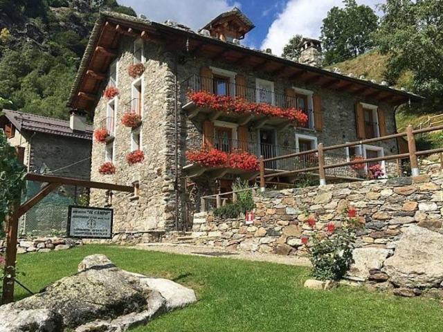 Cottage di lusso in vendita Fobello, Italia