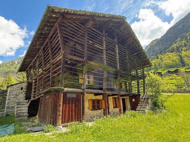 Cottage di lusso in vendita frazione uterio, Alagna Valsesia, Vercelli, Piemonte