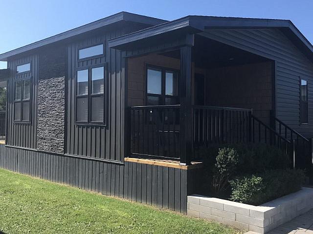 Cottage For Sale On Buckhorn Lake