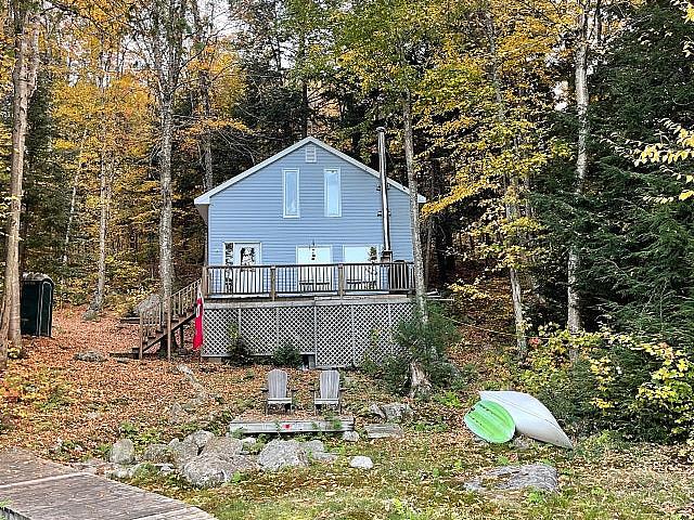 Cottage For Sale isand Lake, Kearney