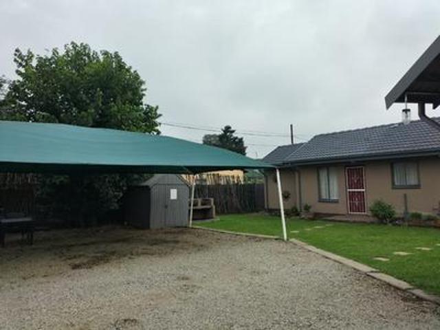 Cottage in Bonaero Park