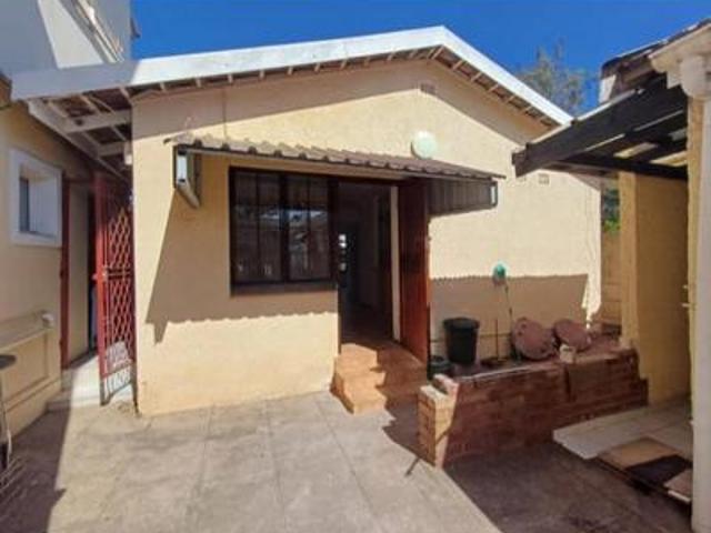 cottage to let