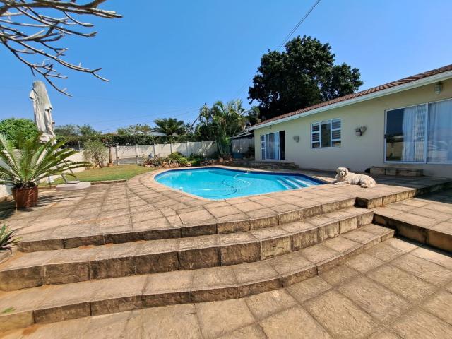 Cottage to rent in Glenashley