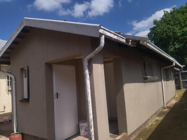Cottage To Rent in Elspark, Germiston