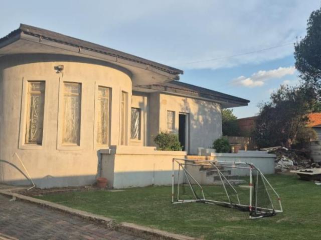 Cottage to rent in West Turffontein, Johannesburg