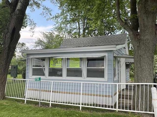 Cottage, Waterfront, St. Clair River