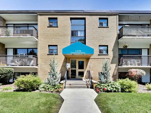 Cottonwood Properties 2 Bedroom Apartment for Rent at 46 Foxden Rd, Toronto, ON M3C 2A9 Sunnybrook York Mills