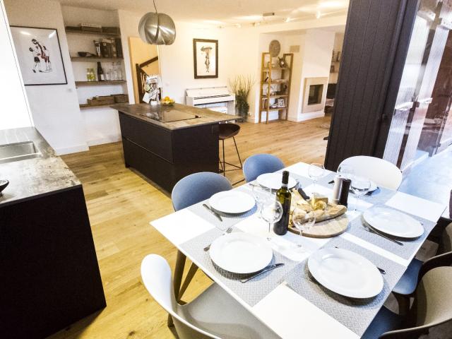 Côté lac, magnifique appartement en duplex