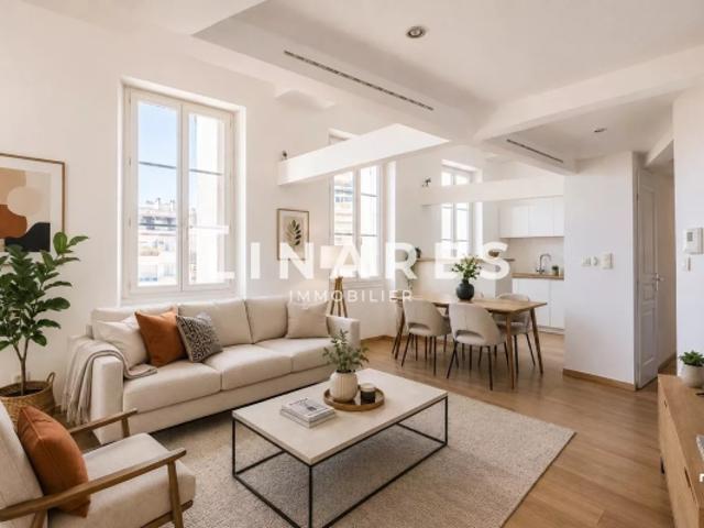 CÔTÉ PORT Appartement T4 Duplex de 78 m2 13002 Hôtel de Ville