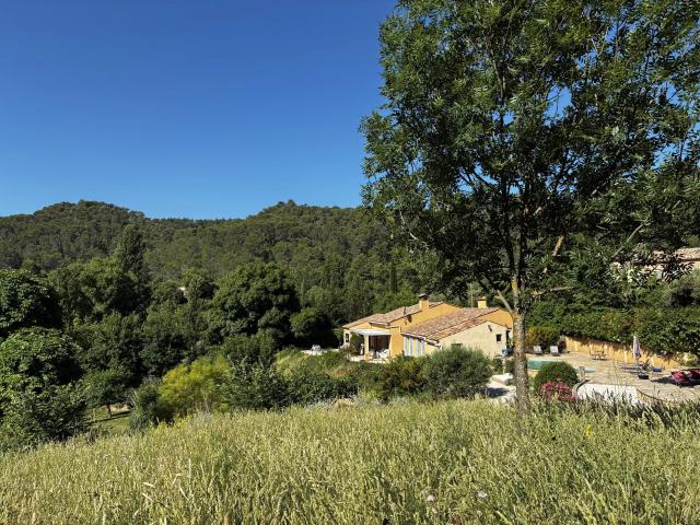 Cotignac 4 chambres, piscine et vue 210m² Cotignac