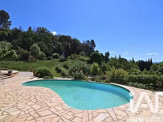 Cotignac 83570 Achat / Vente maison 5 pièces t5 parking