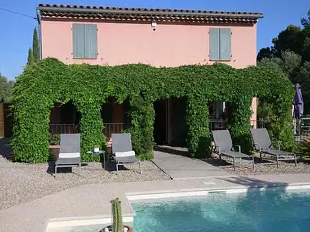 Cotignac 83570 Achat / Vente maison 6 pièces t6 piscine