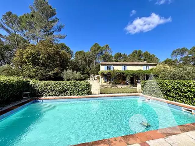Cotignac 83570 Achat / Vente maison 8 pièces t8 au dernier étage
