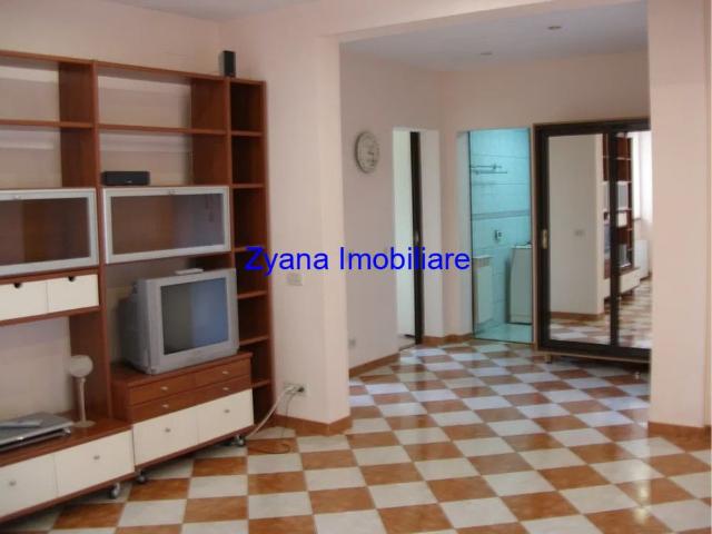 Cotroceni / Eroilor Apartament 4 camere în vilă – Birouri