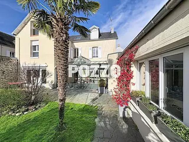 Coutances 50200 Achat / Vente maison 8 pièces t8 au dernier étage terrasse