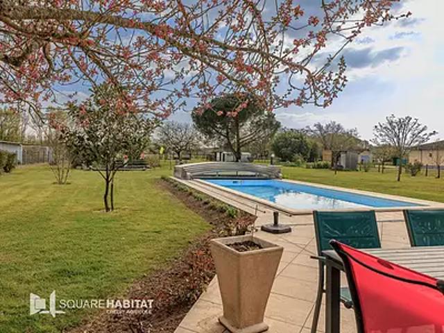 Coutras 33230 Achat / Vente maison 6 pièces t6 au dernier étage piscine