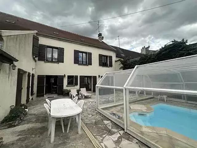 Coulommiers 77120 Achat / Vente maison 12 pièces t12 piscine jardin
