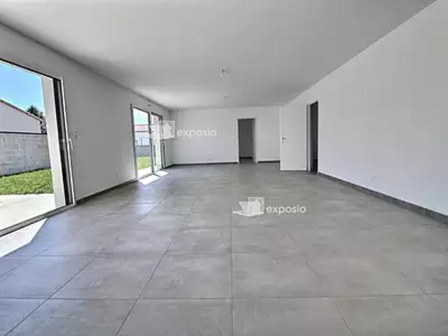 Coulon 79510 Achat / Vente maison 5 pièces t5 au dernier étage terrasse
