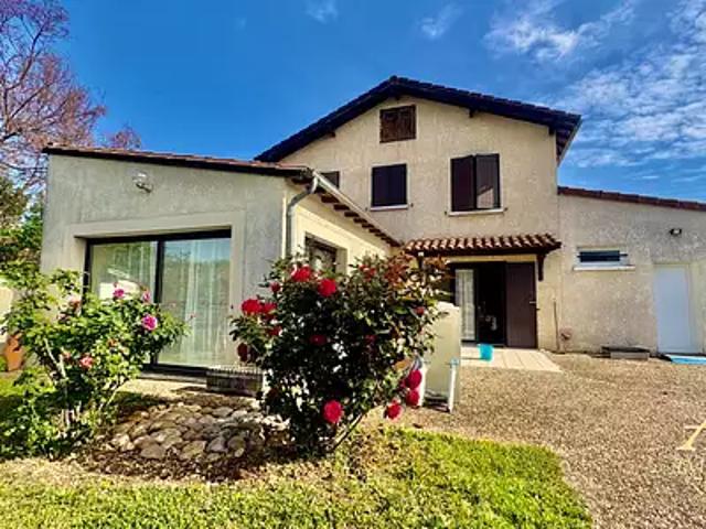 Coulounieix Chamiers 24660 Achat / Vente maison 8 pièces t8 au dernier étage