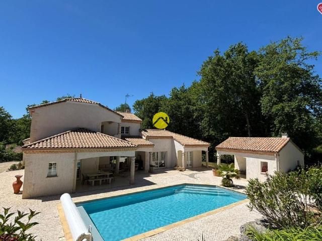 Coulounieix Chamiers Location Villa 24