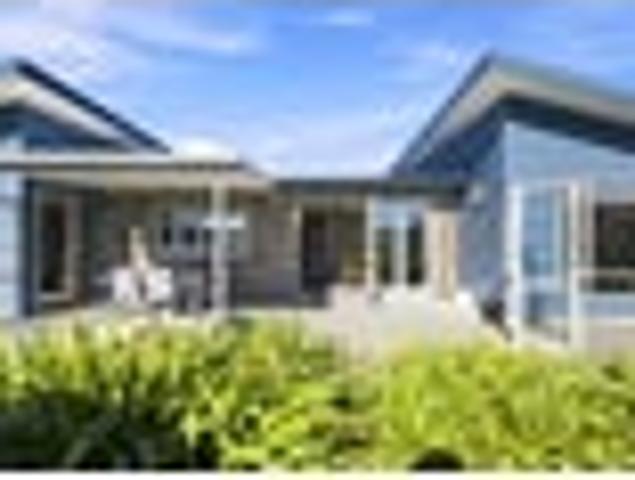 Country Outlooks, Modern Living
