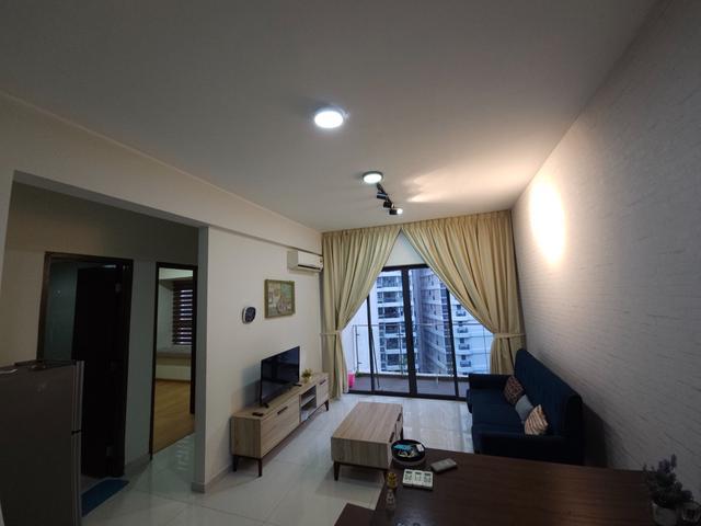 Country Garden Amberside Danga Bay 2 Beds 1 Bath Fully Tenanted Sale
