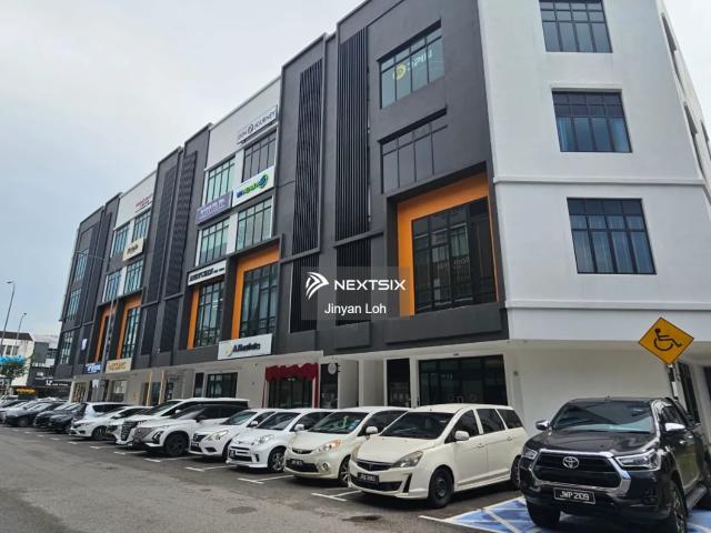 Country Garden Danga Bay Luxury AIrbnb Level Design 2bed + 1 Bath Jasmond KOH +60149190