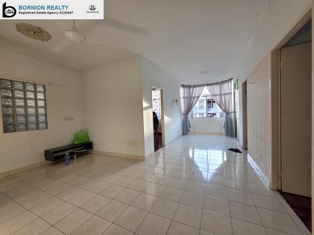 Country Height CornerFirst Floor