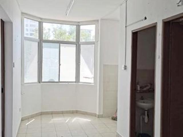 Country Heights Apartment For Sale