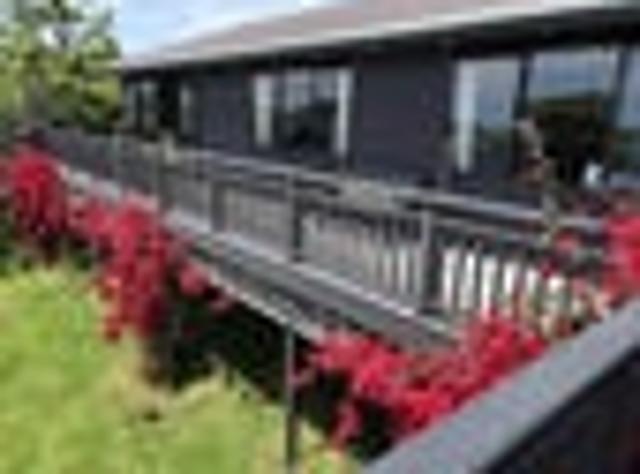 Country Living with Space, Sheds & Flexibility