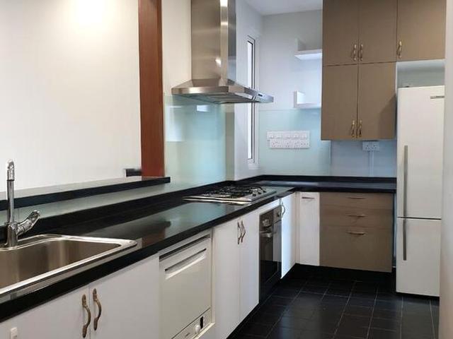 Country Park Condominium D16, Condominium