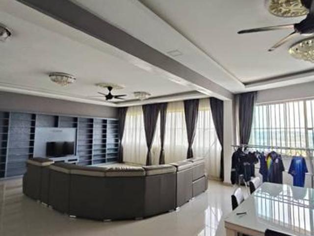 Country Tower 31 Bed 3 bath Seri Alam Large sqft Lotus