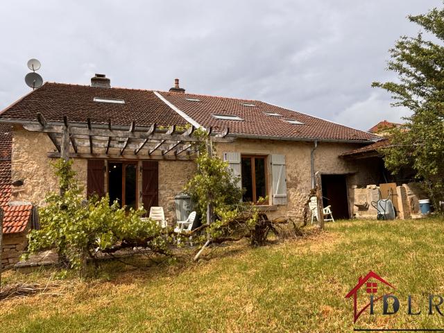 Coup de cœur assuré ! Maison ancienne rénovée avec goût Voisey Haute Marne