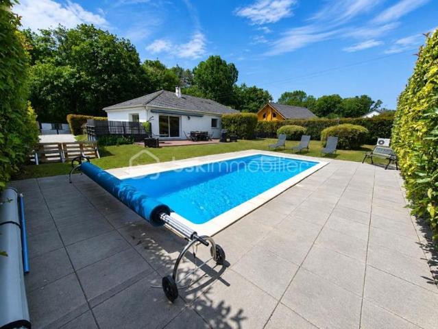 ? Coup de cœur assuré – Maison familiale sur sous sol complet, piscine et grand jardin
