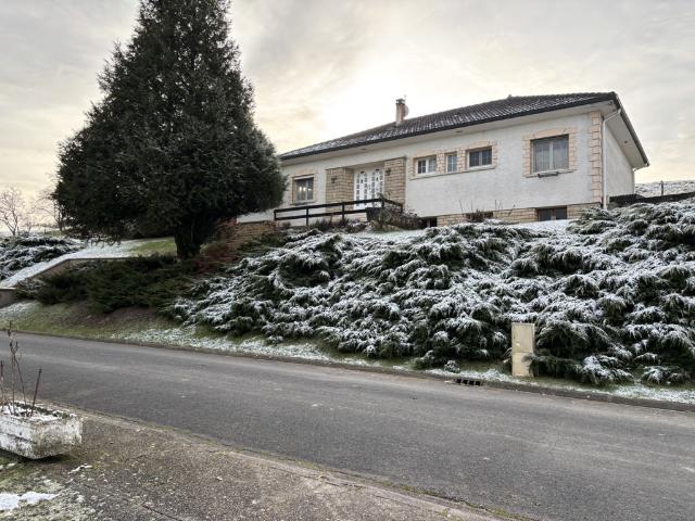 Coup de cœur assuré ! Maison individuelle + chalet sur 4000 m2 Vue imprenable, aucun vis à vis !