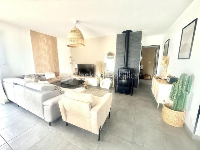 COUP DE CŒUR ASSURÉ – Maison plain pied récente – 95 m² non mitoyenne avec garage– Monterfil à 6 min de Bréal sous Montfort