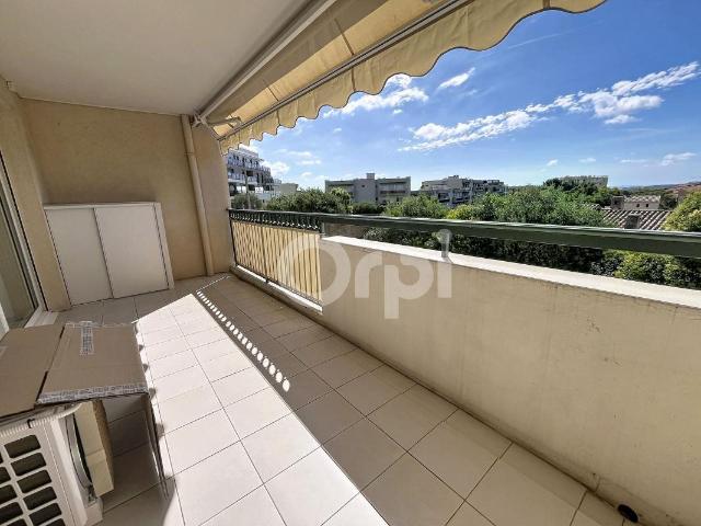 Coup de cœur assuré pour ce 3 pièces moderne et parfaitement. 58m² Antibes